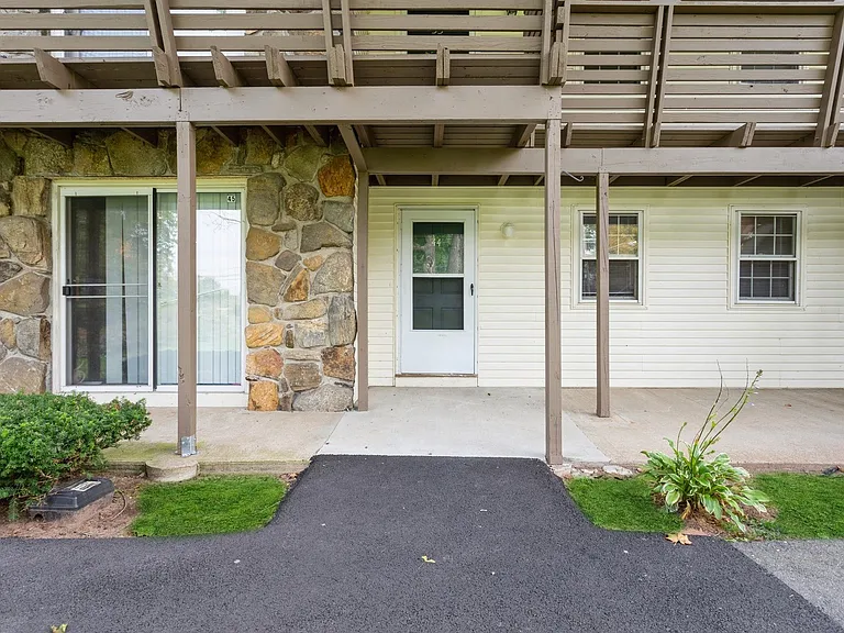 Stonebridge — Photo 29