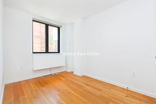 Rented by Mirador Real Estate | media 21