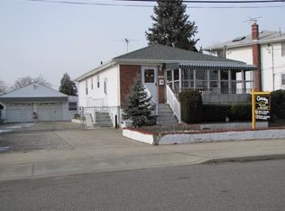 3232 Elliott Blvd, Oceanside, NY 11572