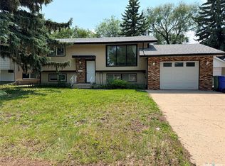 2221 E Bedford Ave, Regina, SK S4N0H1