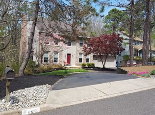 15 Redstone Rdg, Voorhees, NJ 08043