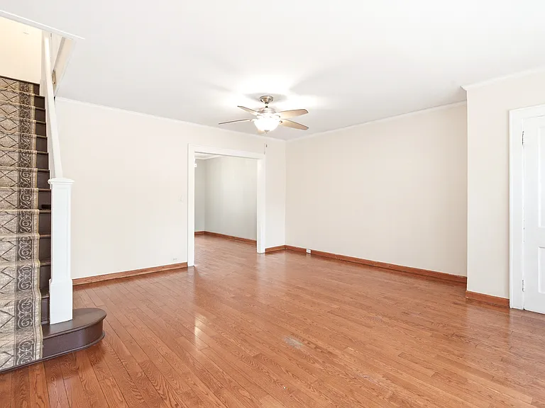 6799 Exeter St — Photo 7