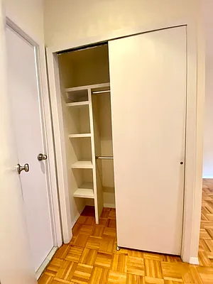 Rented by City & Suburban | media 4