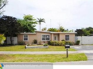 124 Miami Gardens Rd, West Park, FL 33023