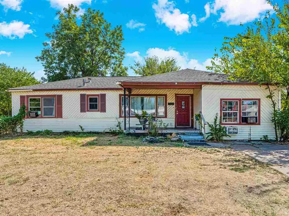 1218 NW Bessie Ave, Lawton, OK 73507