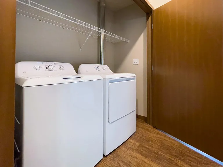 Deer Haven Apartments — Photo 39