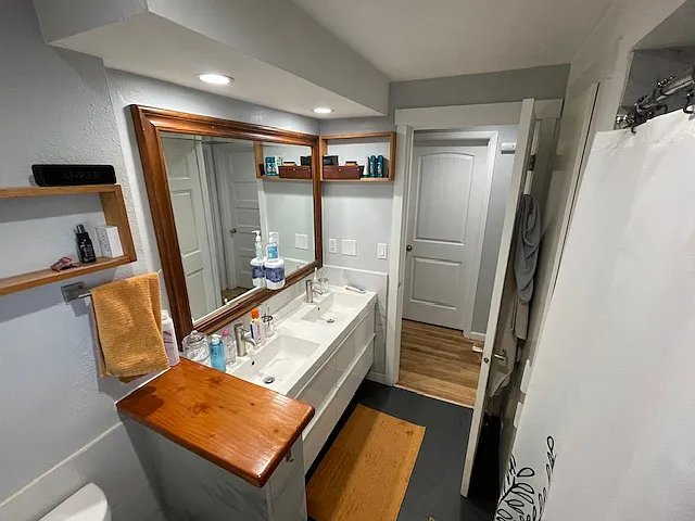 2174 Broadway St NE — Photo 15