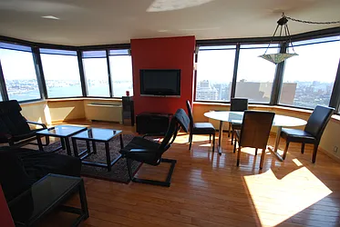 Rented by Luxury Habitat