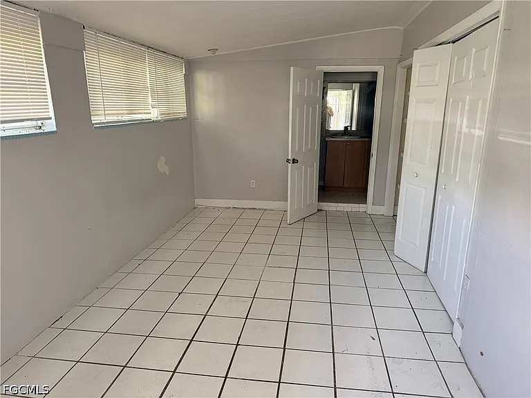 3955 Seminole Ave — Photo 4