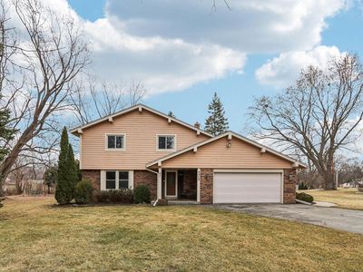 9959 W Conrad STREET, Hales Corners, WI, 53130