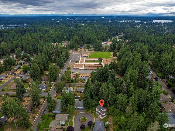 3rd image of 10620 82nd Avenue Ct SW