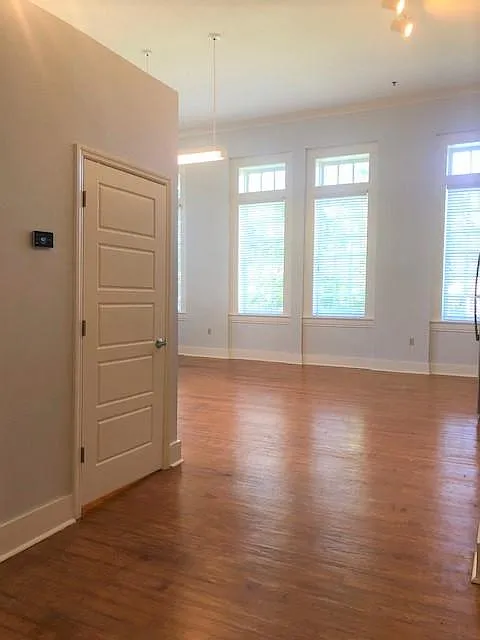 Building Photo - 715 Sherman St #1