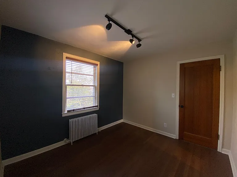 1226 W 5th Ave — Photo 52
