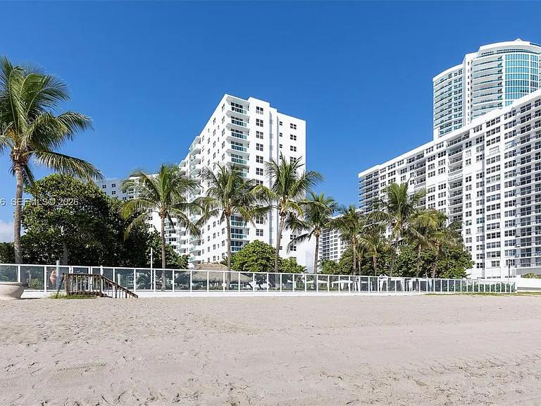 3001 S Ocean Dr #227 — Photo 2