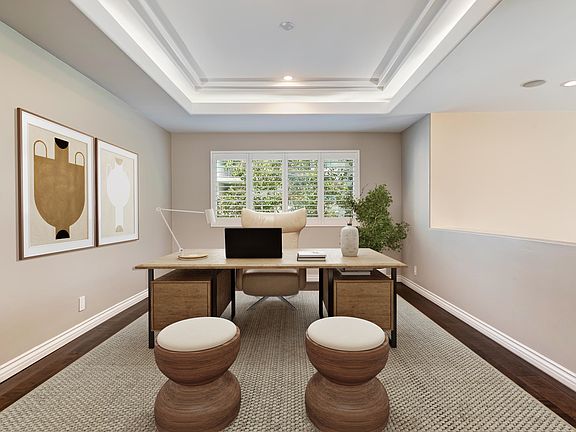4th image of 12841 Bloomfield St #2033