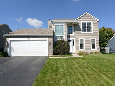 623 Joseph St, Lake In The Hills, IL, 60156