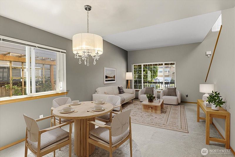 4th image of 801 Darwins Way