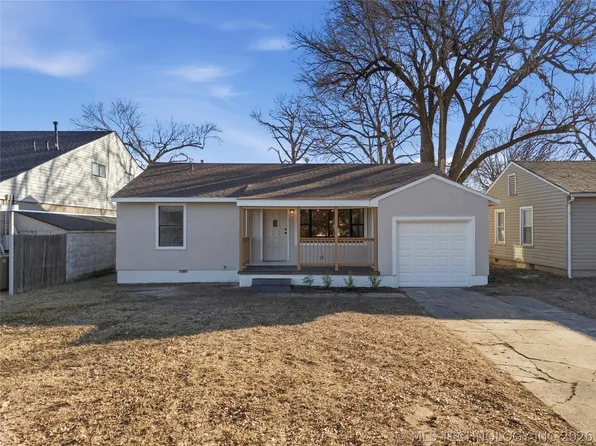 252 E 45th Pl, Tulsa, OK 74105