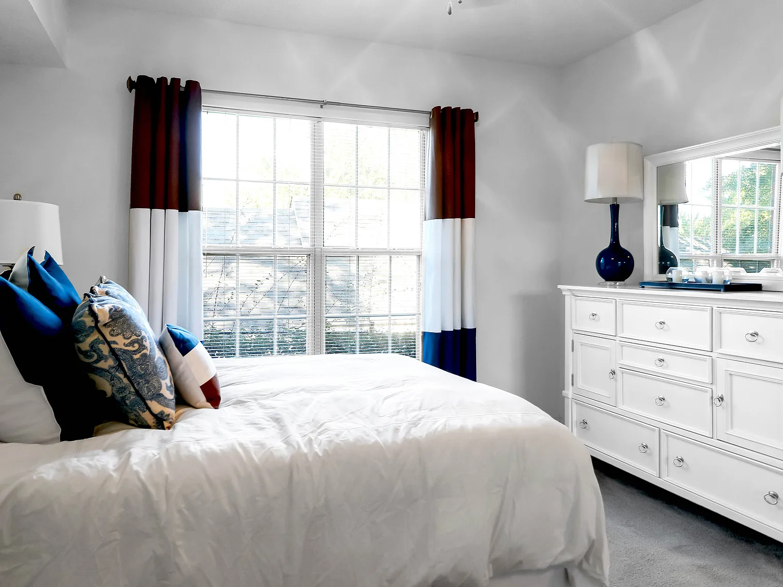 The Grove at Pleasant Valley Apartment Homes — Photo 2