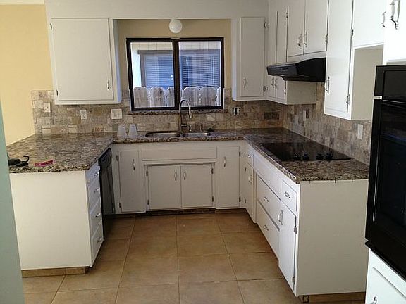 2nd image of 961 Cherry St