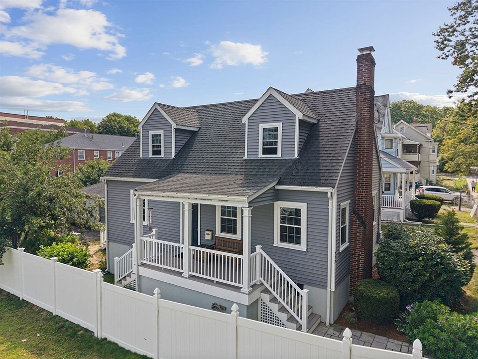 1st image of 272 Belmont St