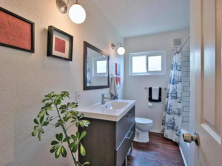 546 Hamilton Ave — Photo 17