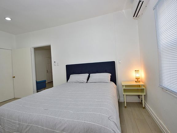 Fully furnished, Queen sized bed, memory foam mattress, new 65" 4k sony HDTV, and so much more
