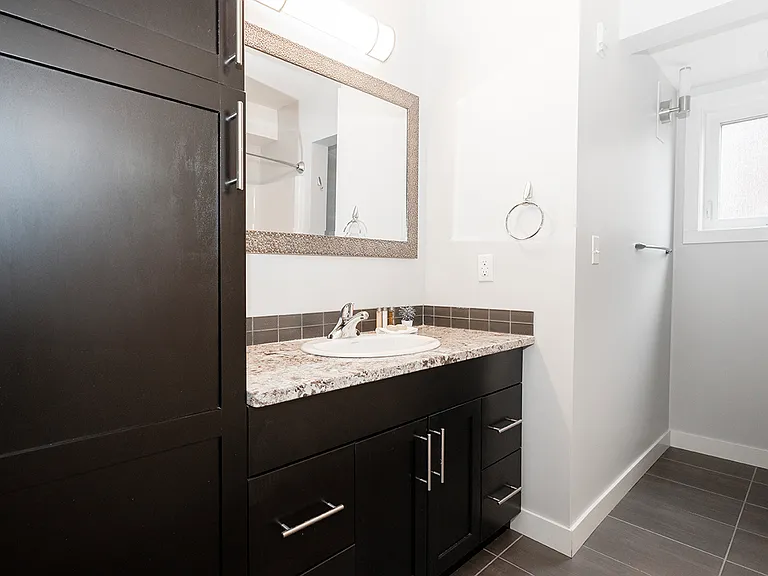 515 McMillan Ave #2 — Photo 26