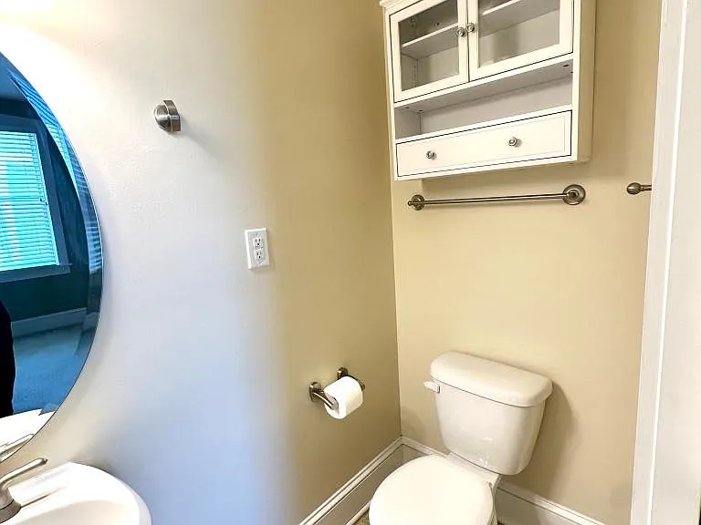 1538 Bellefontaine St — Photo 8