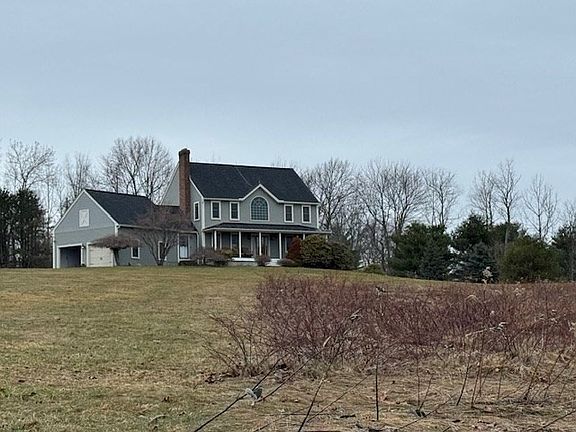 3rd image of 94 E Charlton Rd