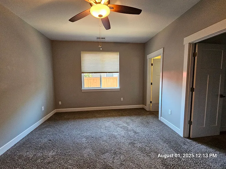 3530 NE Hembree St — Photo 14