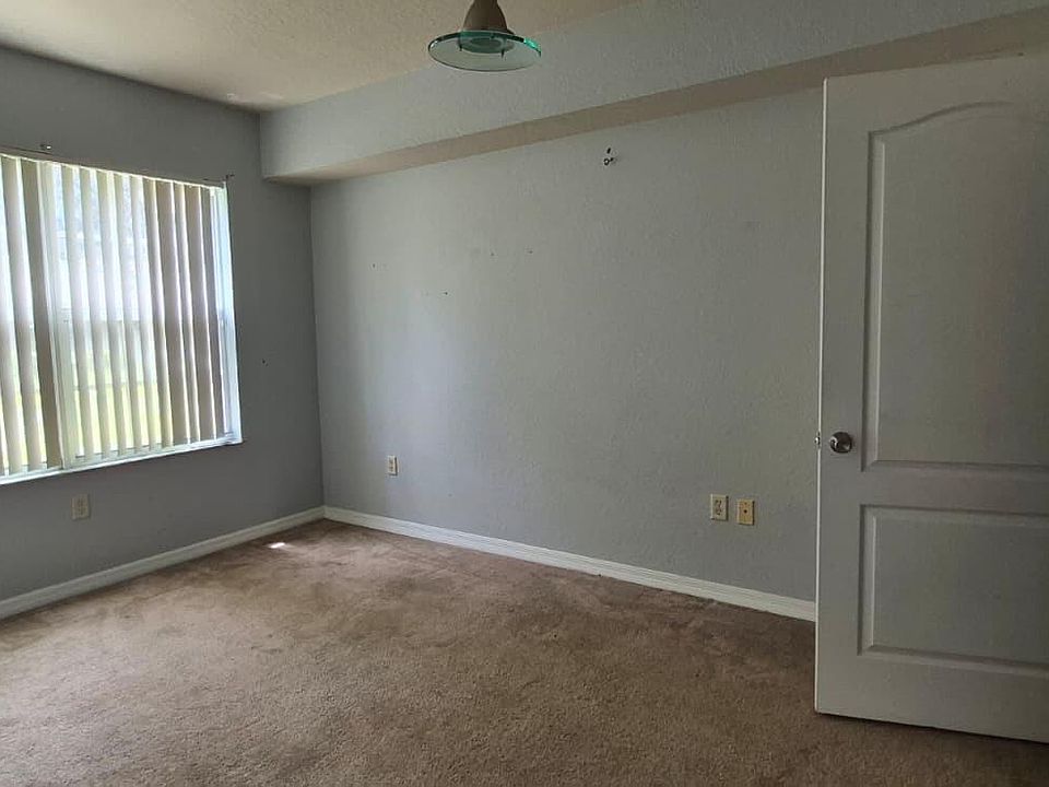 1st image of 138 SW Peacock Blvd APT 107