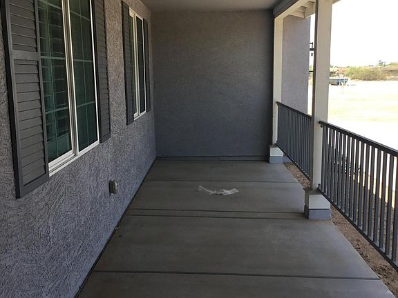 5th image of 17 E Santa Cruz Drive