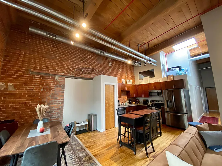 1350 Rosa L Parks Blvd #454 — Photo 4