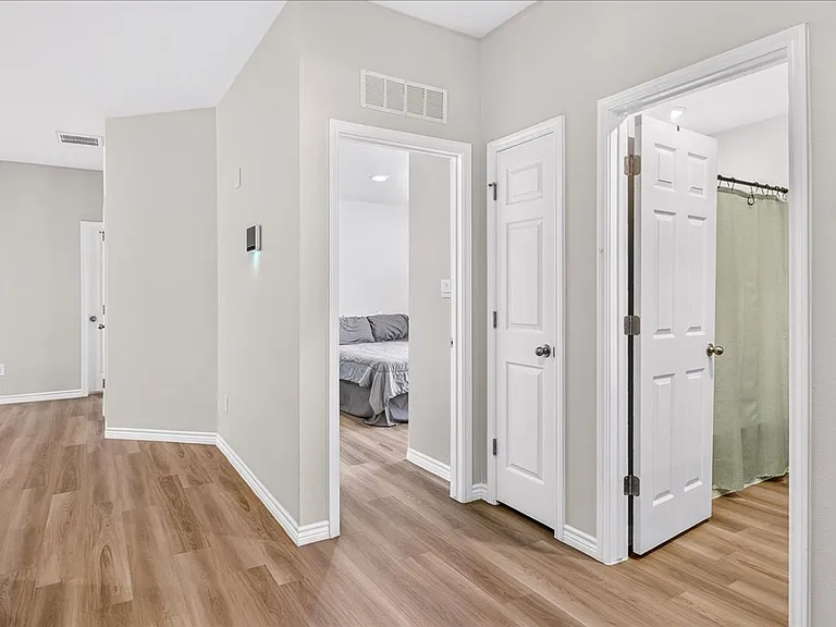 1638 Comfy Way — Photo 24