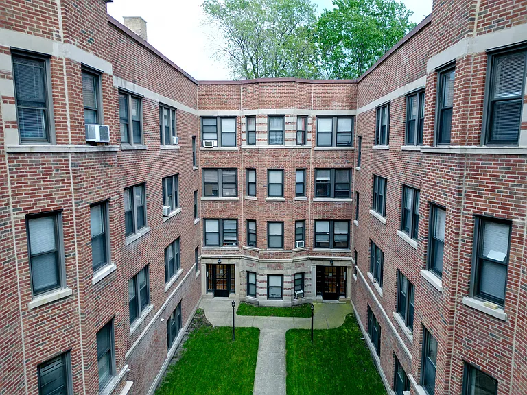 6439 N Hamilton Ave — Photo 25