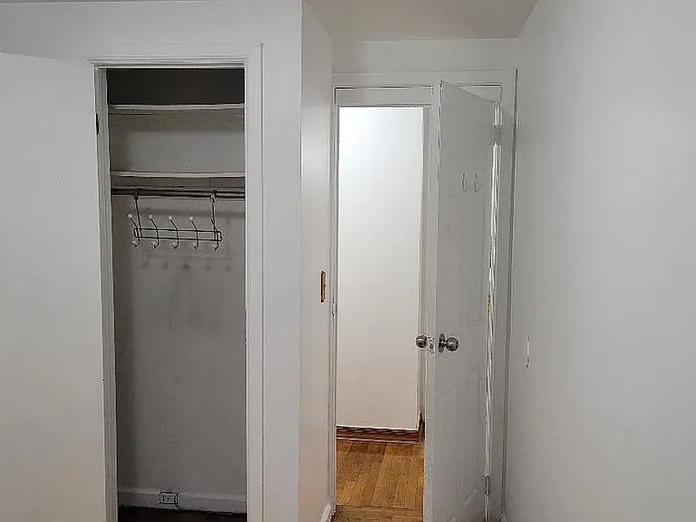 168 Norfolk St #14 — Photo 9