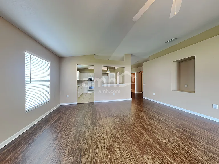 1107 Summer Breeze Dr — Photo 6