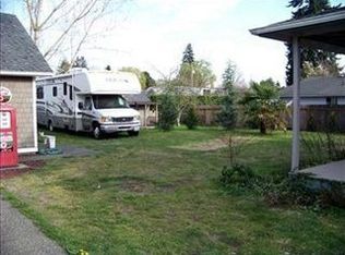 623 3rd St NE, Puyallup, WA 98372