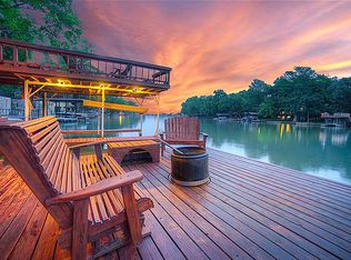 605 Lake Placid Dr, Seguin, TX 78155