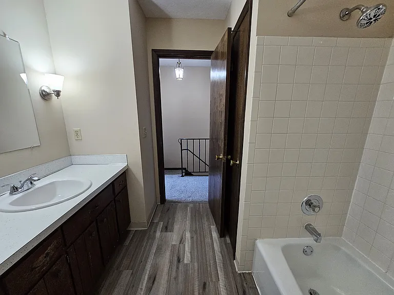 5011 Godown Rd #C — Photo 17