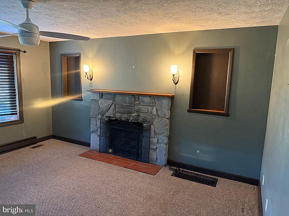 3rd image of 15740 Marsh Rd