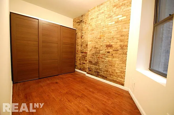 Rented by REAL New York | media 15