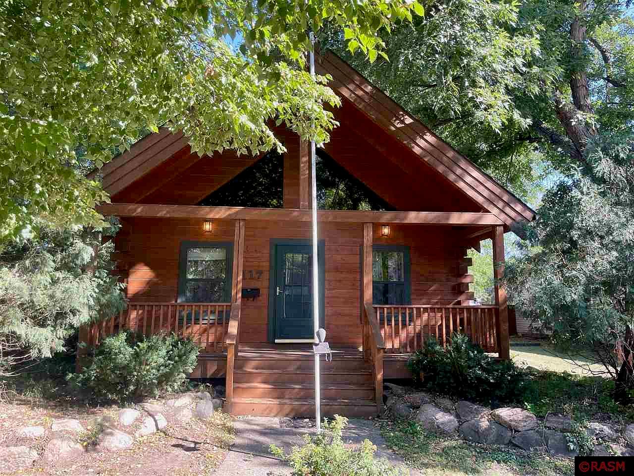 117 N 4th St, Saint Peter, MN 56082 Zillow