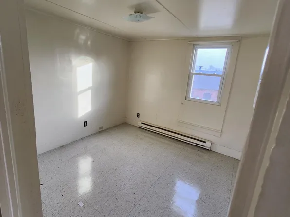 422 Spaulding St #2, Waverly, NY 14892