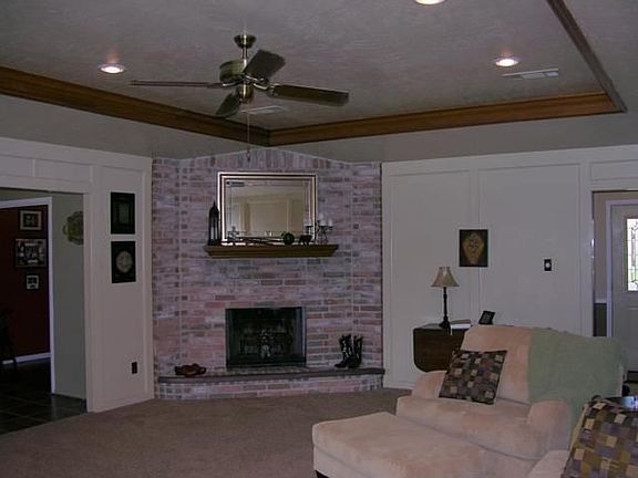 3rd image of 13035 Aspen Ln