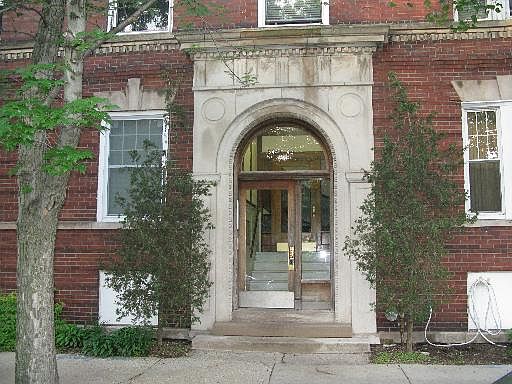 1st image of 5441 S Kenwood Ave APT 1