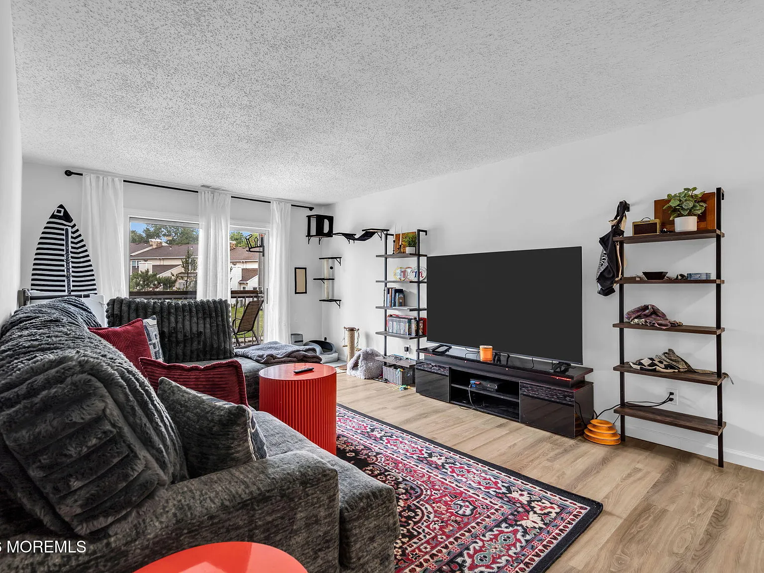 2 bed, 945 sqft, $2,850 — Photo 3