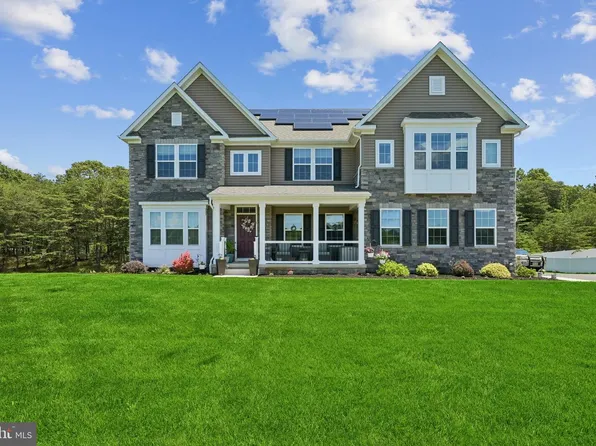 5 Grande Blvd, Tabernacle, NJ 08088