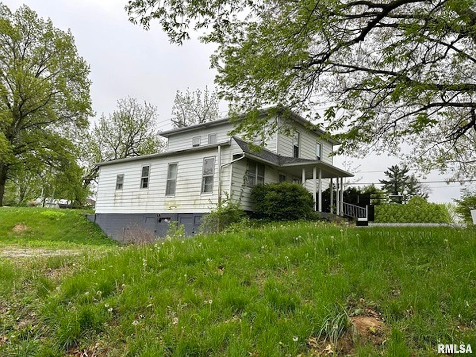 2nd image of 40 N 7th St